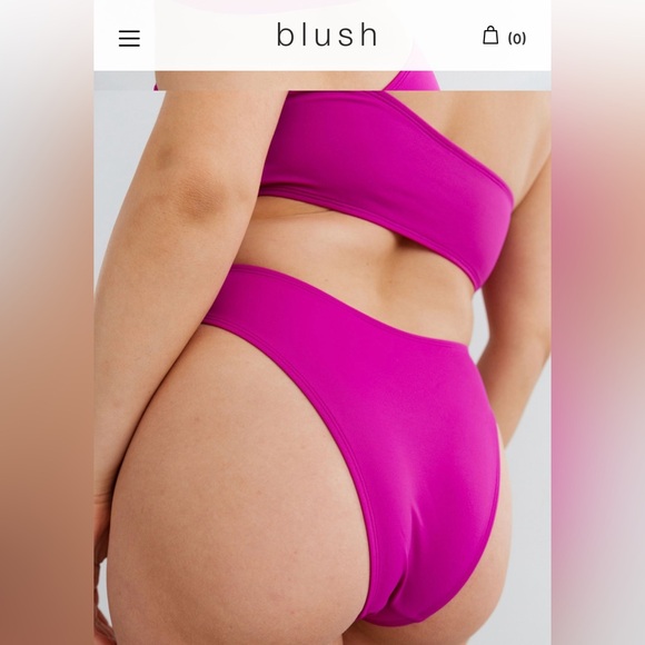 Blush onepiece (style bikini) - Picture 3 of 5